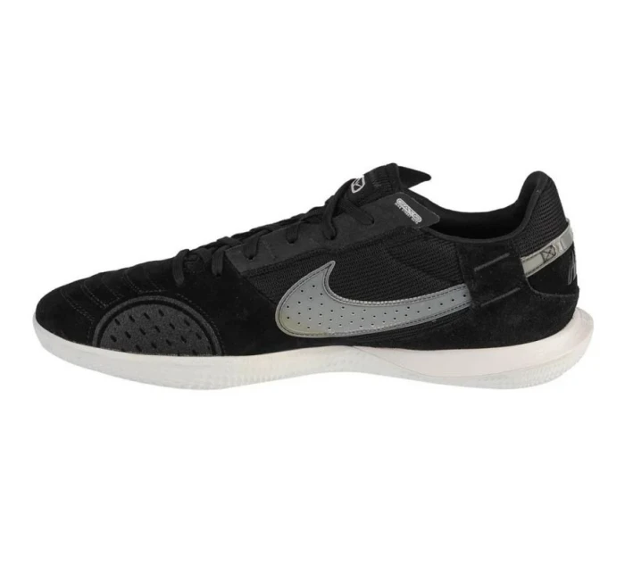 Pánské kopačky M 010  model 21724116 - NIKE