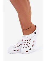 Dámské bílé pěnové pantofle model 22275286 - Boto Dámské bílé pěnové pantofle model 22275286 - Boto