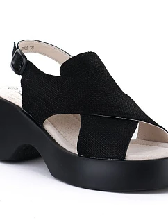 Dámske kožené sandále na platforme čierne S.Barski 7005