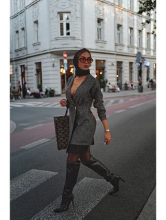 M871 Zavinovacie šaty z tvídu - čierne