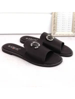 Pohodlné žabky se zirkony W model 20118126 černá - S.Barski