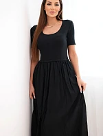 Dámske bavlnené midi šaty s krátkymi rukávmi a rozšírenou spodnou časťou čierne
