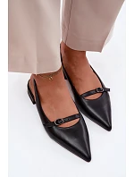 Kožené sandály na nízkém podpatku Maciejka K7449-01 Černé