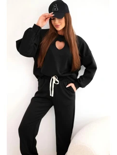 Dámska súprava motýľov s výrezom v tvare srdca čierna