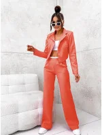 Dámska súprava v koralovej farbe - krátke sako a široké nohavice (8263) Dámska súprava v koralovej farbe - krátke sako a široké nohavice (8263)