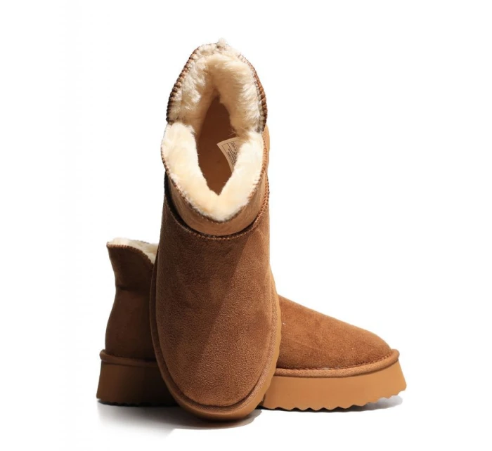 Dámske snehule Wrangler Elsa Platform MID M 20243079.37B