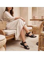 Dámské černé kožené sandály model 22117673 - VINCEZA