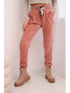 Dámske viskózové nohavice s opaskom na šatku tmavoružové