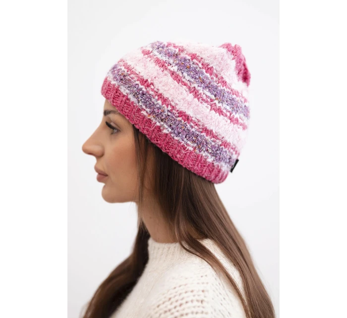 Dámska zimná čiapka s farebným vláknom a elastickou šnúrkou K352 malinová