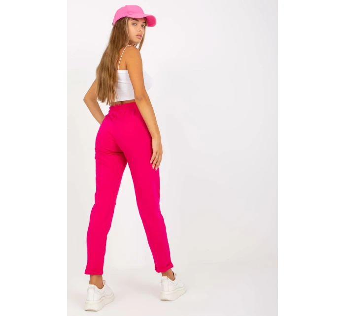 Teplákové nohavice model 169086 Relevantnosť