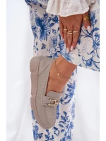 Dámske kožené mokasíny so zlatými detailmi Vinceza - tmavo béžové Dámske kožené mokasíny so zlatými detailmi Vinceza - tmavo béžové