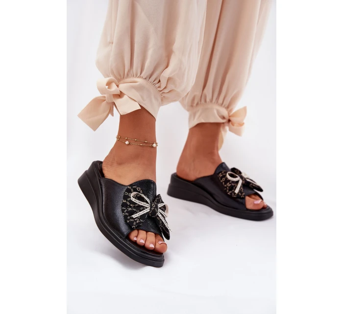 Klapki Damskie Na Koturnie Z Kokardą Czarne Moonzella Klapki Damskie Na Koturnie Z Kokardą Czarne Moonzella