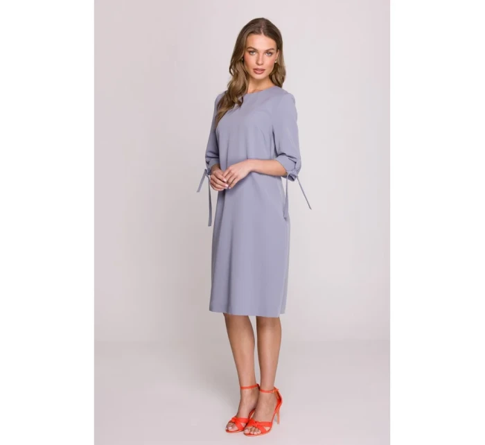 Šaty áčkového střihu s rukávy šedá model 20966070 - STYLOVE Šaty áčkového střihu s rukávy šedá model 20966070 - STYLOVE
