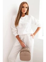 Dámský komplet z viskózy s ozdobným motivem a kalhotami ecru Dámský komplet z viskózy s ozdobným motivem a kalhotami ecru