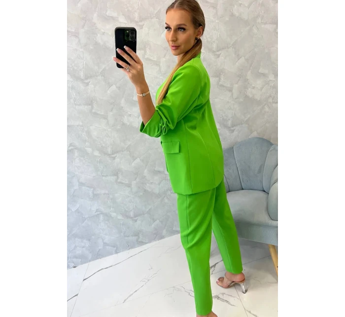 Elegantní souprava saka a kalhot světle zelené barvy
