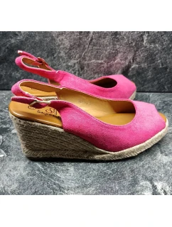 Dámské sandálky na model 20095383 podpatku Fuchsiová tm. růžová Super me - Inello