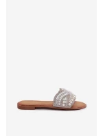 Zdobené pantofle na ploché podrážce stříbrné Dovima Zdobené pantofle na ploché podrážce stříbrné Dovima