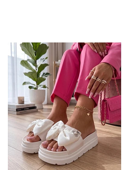 Žabky na platforme model 227261 Solea