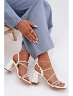Dámské sandály na podpatku s pásky a kamínky Bílá Brelia
