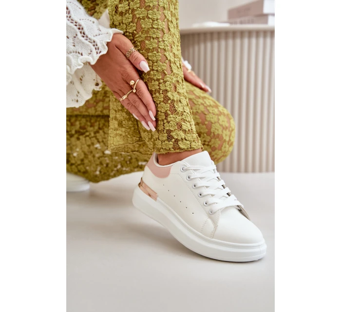 Nízké Dámské Tenisky Na Platformě Z Eko Kůže model 21667647 - Boto Nízké Dámské Tenisky Na Platformě Z Eko Kůže model 21667647 - Boto