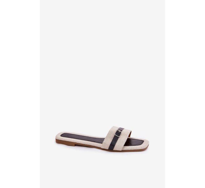 Ploché dámské sandály s páskem a přezkou béžové model 21689544 - Boto