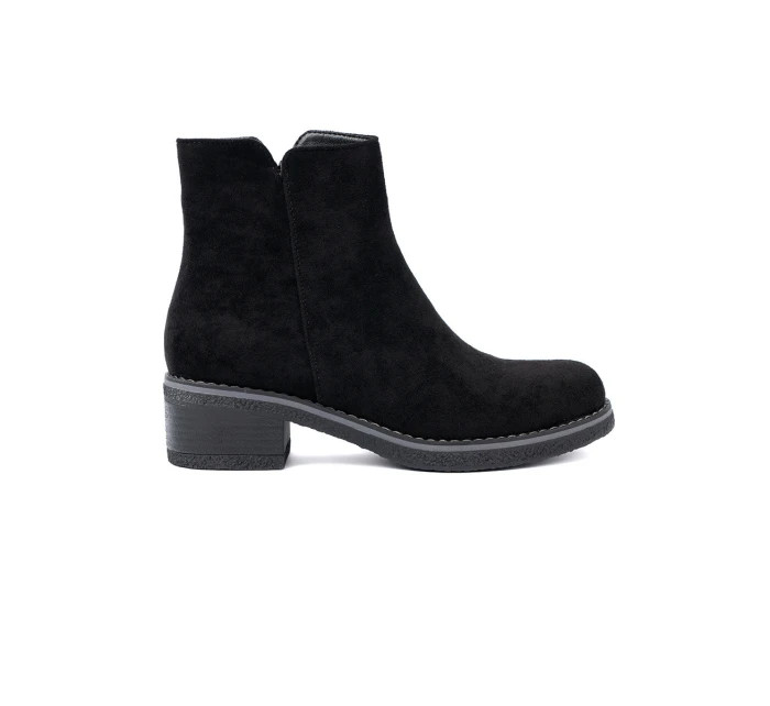 Trendy černé kotníčkové boty dámské Obcas Trendy černé kotníčkové boty dámské Obcas