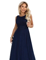 dlouhé maxi šaty s a kulatým výstřihem – tmavě modré model 22275586 - numoco basic dlouhé maxi šaty s a kulatým výstřihem – tmavě modré model 22275586 - numoco basic