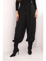 Dámske široké nohavice so zaväzovaním v spodnej časti čierne