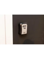 NA NA 4 BLACK + model 21830618