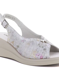 Šedé kožené dámské sandály na platformě Vinceza model 22081641 - Hikvision