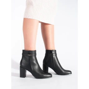 Designové dámské  kotníčkové boty černé na širokém podpatku