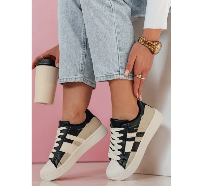 JUNOMI dámske tenisky na platforme čierne FashionStreet ZY0860