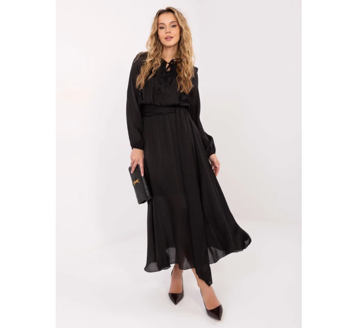 Šaty MI SK 27580.02 čierne Šaty MI SK 27580.02 čierne