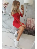 Šaty so širokými ramienkami červené