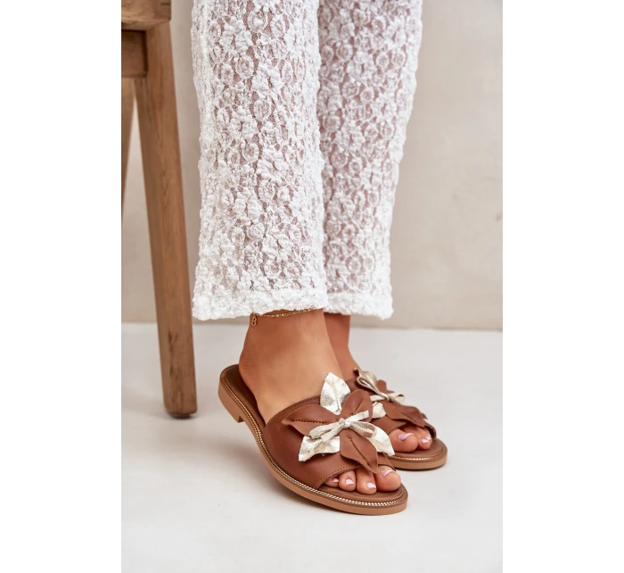 Klapki Z Ozdobą Skóra Naturalna Zazoo 3574/Z Camel Klapki Z Ozdobą Skóra Naturalna Zazoo 3574/Z Camel