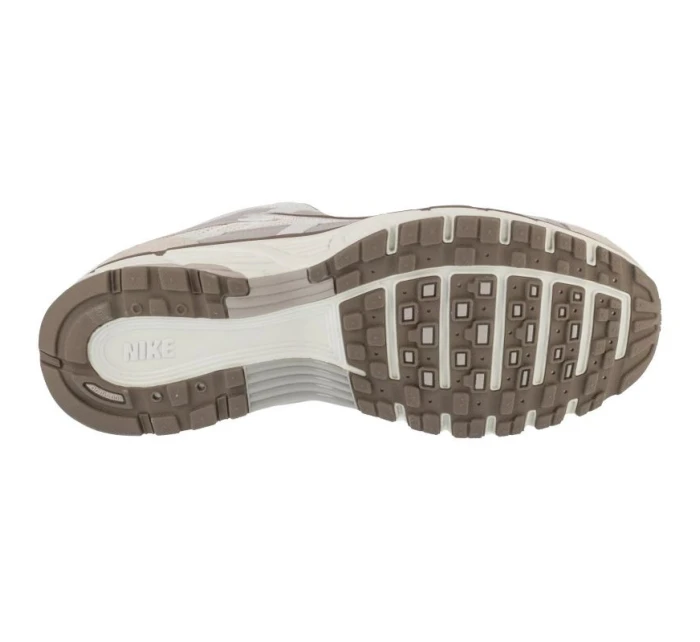 W Bílá 42 model 21386610 - NIKE W Bílá 42 model 21386610 - NIKE