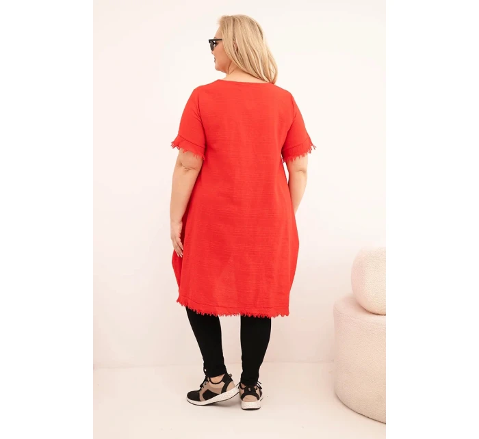 Dámske bavlnené šaty nadmernej veľkosti s dlhším chrbtom a vreckom červené
