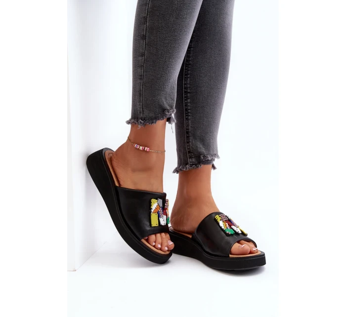 Dámske kožené papuče s čiernym lemovaním Asames