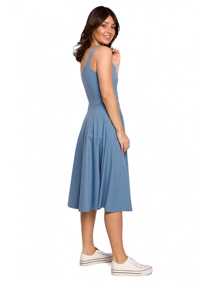 model 18003930 Přiléhavé šaty bez rukávů modré - BeWear
