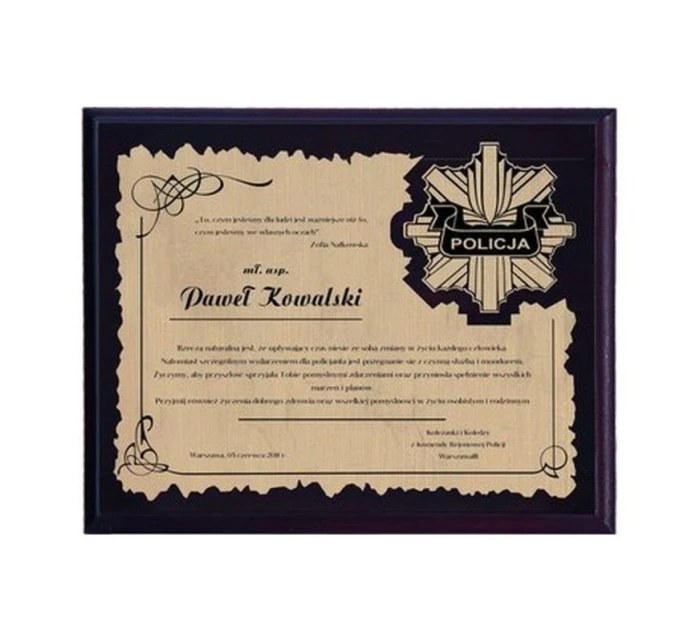 Plastový diplom s laminátovým gravírovaním