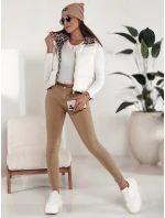 Dámské džínové kalhoty s páskem v béžové barvě Dstreet model 21981126 - FashionStreet Dámské džínové kalhoty s páskem v béžové barvě Dstreet model 21981126 - FashionStreet