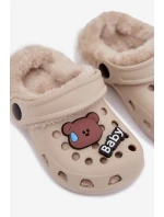 Pěnové dětské pantofle s kožíškem a přezkami Khaki model 21793985 - Boto Pěnové dětské pantofle s kožíškem a přezkami Khaki model 21793985 - Boto