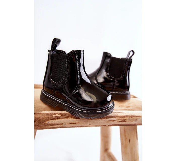 Dětské Lakované zateplené boty černé model 21597431 - Boto Dětské Lakované zateplené boty černé model 21597431 - Boto