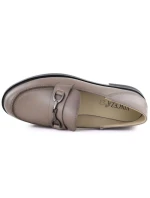 Dámské kožené polobotky mokasíny béžové model 22015081 - VINCEZA Dámské kožené polobotky mokasíny béžové model 22015081 - VINCEZA