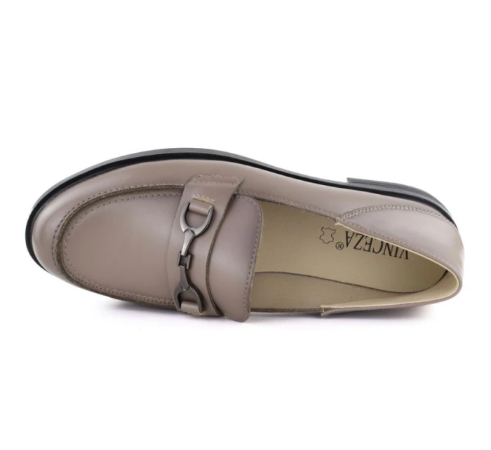 Dámské kožené polobotky mokasíny béžové model 22015081 - VINCEZA Dámské kožené polobotky mokasíny béžové model 22015081 - VINCEZA