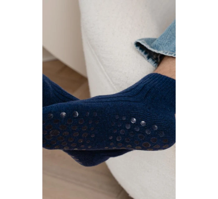 Vlnená stielka s ABS 189