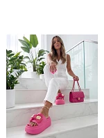 Klapky na platforme, model 230483 Solea