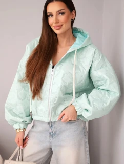 Dámska prešívaná bunda s kapucňou a ozdobným kvetinovým vzorom mentolová