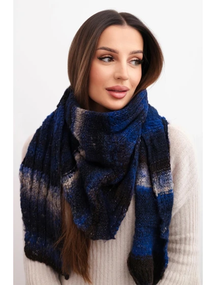 Dámsky sveter z mäkkej a teplej vlny vo farebných pruhoch KN19 modrá