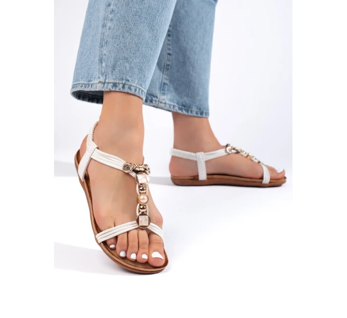 Praktické biele sandále na podpätku pre ženy Praktické biele sandále na podpätku pre ženy